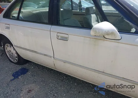 1999 Oldsmobile Eighty-Eight from USA, damaged, VIN 1G3HN52K2X4814346